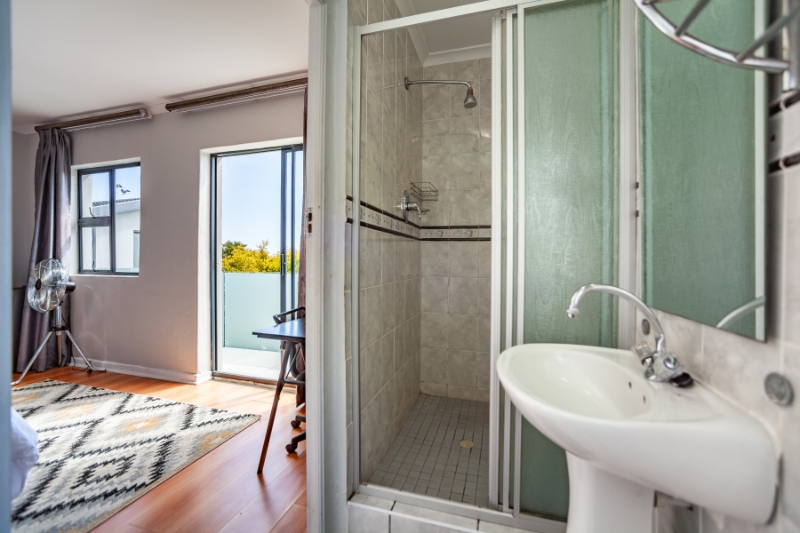 8 Bedroom Property for Sale in Milnerton Ridge Western Cape